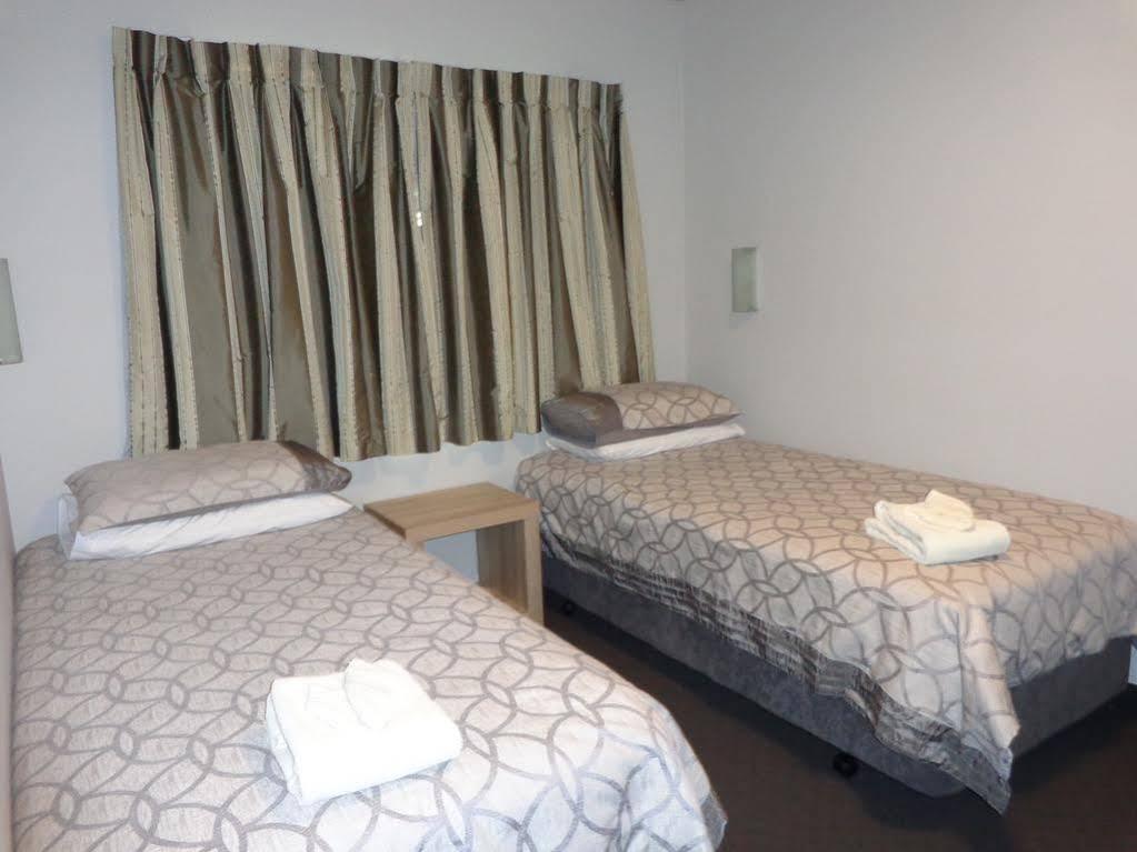 Clearwater Motor Lodge Таупо Екстериор снимка