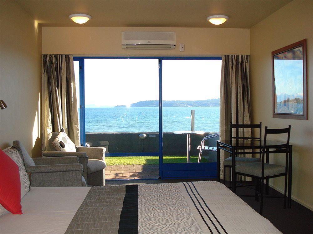 Clearwater Motor Lodge Таупо Екстериор снимка