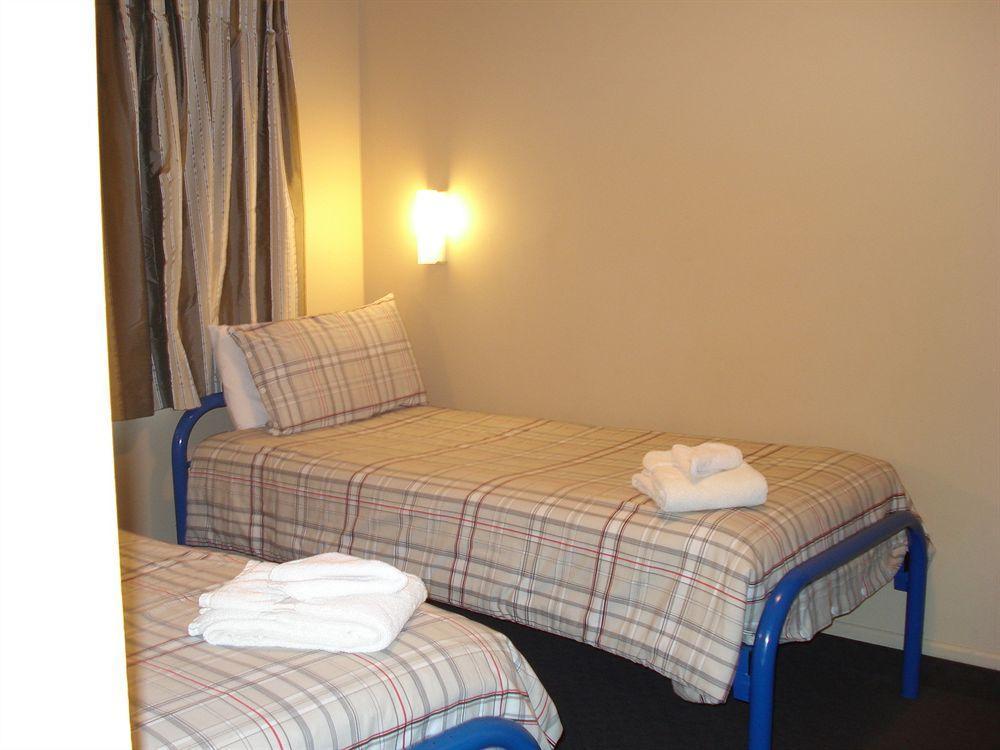 Clearwater Motor Lodge Таупо Екстериор снимка